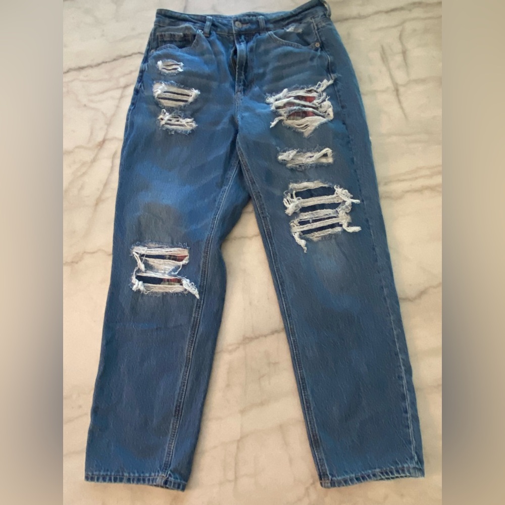 American Eagle mom jeans straight plaid destroyed size 10